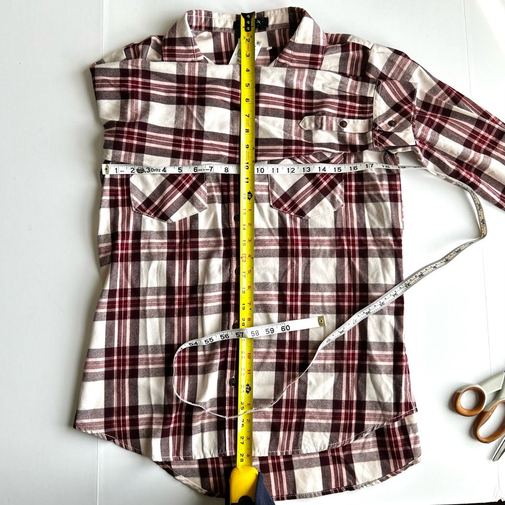 🌸NWT Sanctuary Boyfriend Maroon Plaid Button Down Shirt. Lightweight Flannel. M - Picture 14 of 15